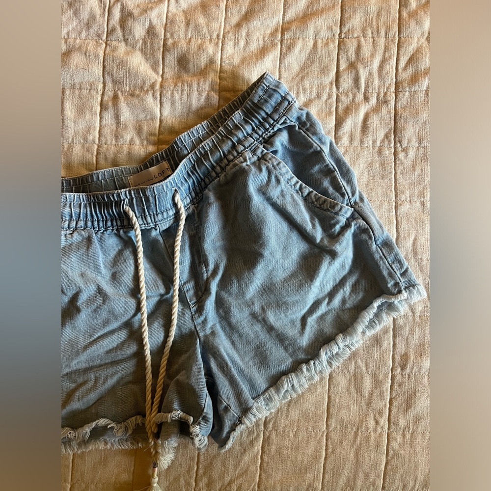 Women’s Loft Shorts